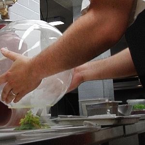 Foto Insatiable - The Homaro Cantu Story