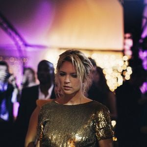 Foto Na Cama com Victoria