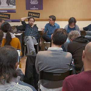 Foto Política, Manual de Instruções