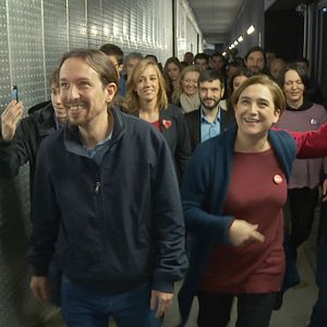 Foto Política, Manual de Instruções