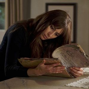 Foto Troian Bellisario