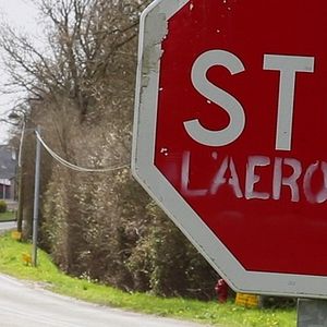 Foto Invisible (R)Evolutions