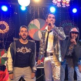 Foto Riachos, Campos e Rostos Adoráveis