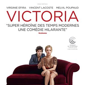 Foto Na Cama com Victoria