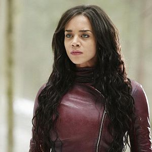 Foto Hannah John-Kamen
