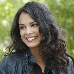 Foto Nathalie Kelley