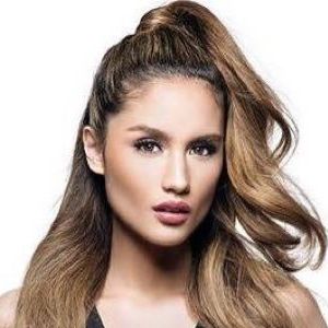 Foto Cinta Laura Kiehl