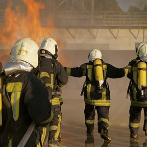 Foto Os Capacetes Brancos