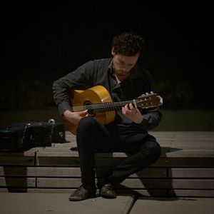 Foto Viver e Outras Ficções