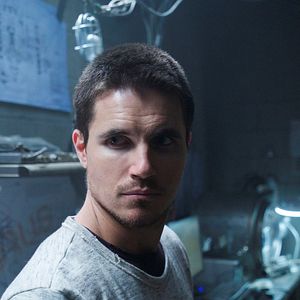 Foto Robbie Amell