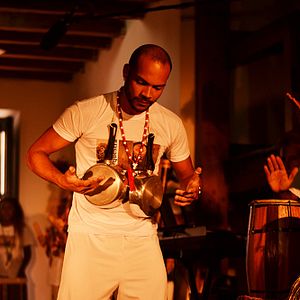 Foto Do Corpo à Caxirola