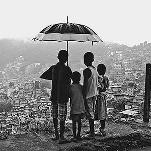 Foto Na Sombra do Morro