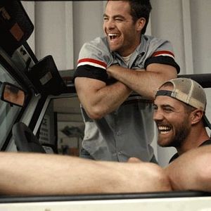 Foto Noite de Sábado em Small Town