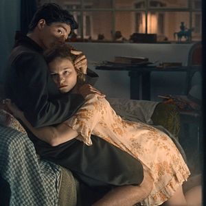 Foto Egon Schiele - Morte e a Donzela