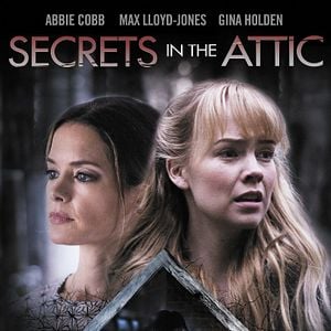 Foto Secrets in the Attic