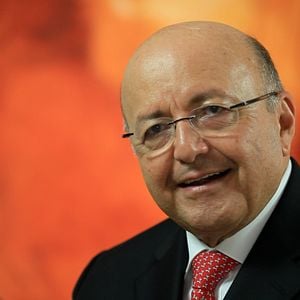 Foto O Brasil Rico - Uma Discussão Sobre Prosperidade e Como Alcançá-la