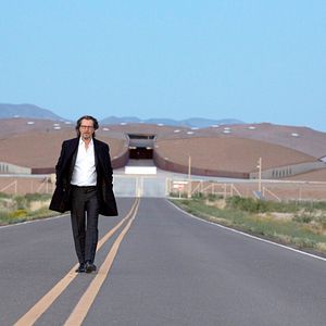 Foto O Espaço Entre Nós