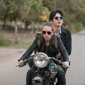 Foto O Espaço Entre Nós