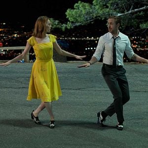Foto La La Land - Cantando Estações