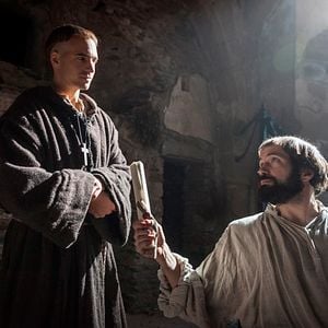 Foto Em Busca da Carta Proibida