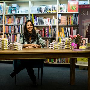 Foto TOC - Transtornada Obsessiva Compulsiva