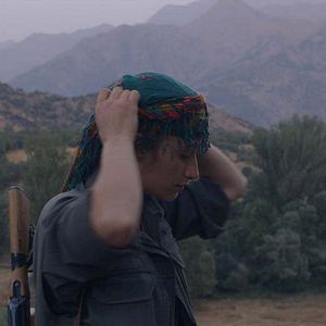 Foto Guslîstan, Terra de Rosas