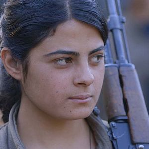 Foto Guslîstan, Terra de Rosas