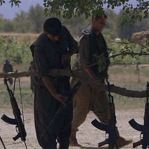 Foto Guslîstan, Terra de Rosas