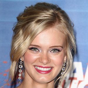Foto Sara Paxton