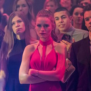 Foto Madelaine Petsch