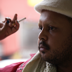 Foto Abrindo o Armário