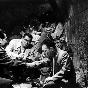 Foto Homem Mau Dorme Bem