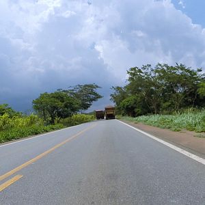 Foto Para Além da Curva da Estrada