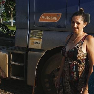 Foto Para Além da Curva da Estrada