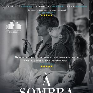 Foto À Sombra de Duas Mulheres