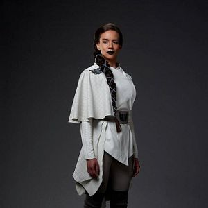 Foto Hannah John-Kamen