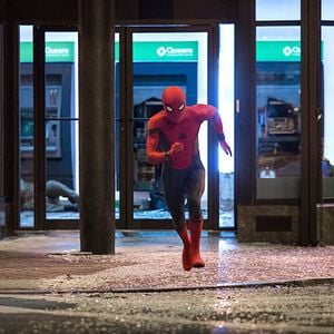 Foto Homem-Aranha: De Volta ao Lar