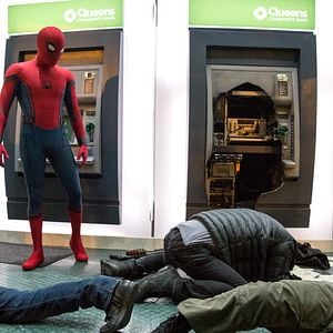 Foto Homem-Aranha: De Volta ao Lar