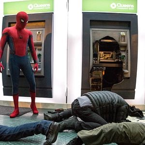 Foto Homem-Aranha: De Volta ao Lar
