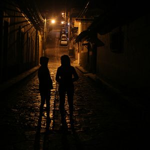 Foto La Tierra Aún se Mueve