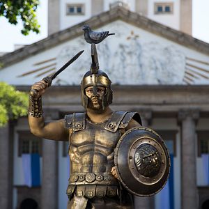 Foto Um Tio Quase Perfeito