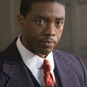 Foto Marshall: Igualdade e Justiça