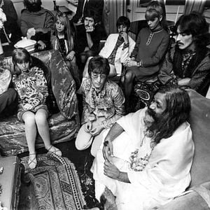 Foto It Was Fifty Years Ago Today! The Beatles: Sgt. Pepper & Beyond