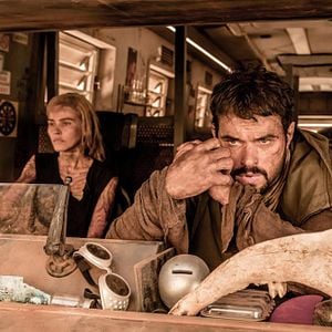 Foto Ficção Científica Volume Um: O Legado de Osíris