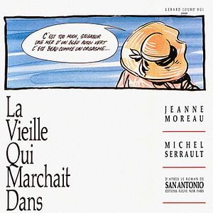 Foto La vieille qui marchait dans la mer