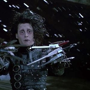 Foto Edward Mãos de Tesoura