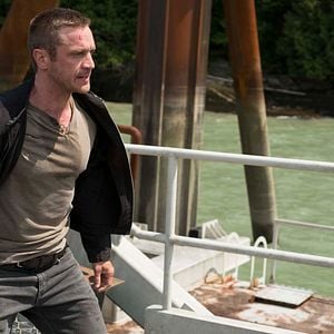 Foto Somewhere Between