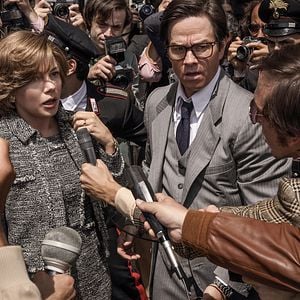 Foto Todo o Dinheiro do Mundo