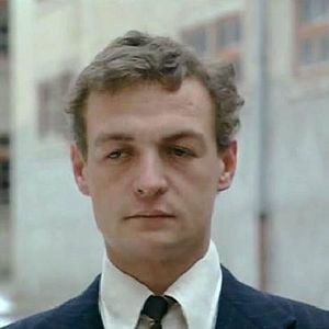 Foto Amantes no Meio do Mundo