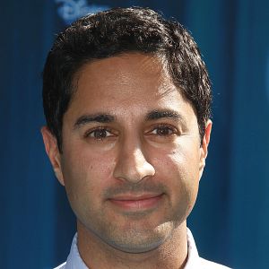 Foto Maulik Pancholy